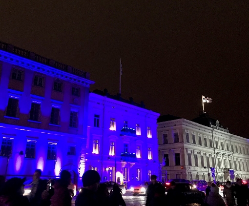 赫尔辛基市码头集市广场